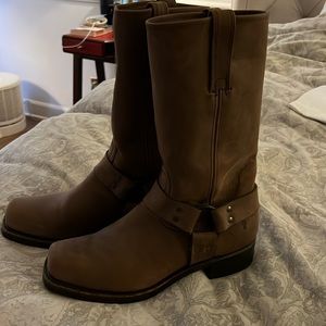 Frye Classic boots 9M